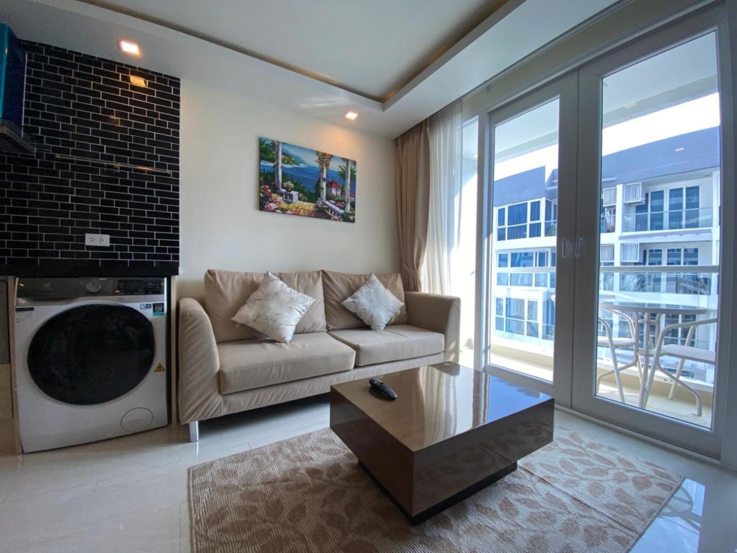 Grand Avenue Suites X Monthstayz Thailand Pattaya Exterior foto